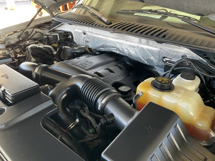 2015-ford-expedition-image-11