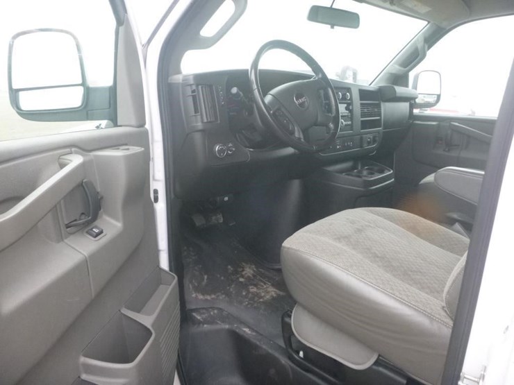 2021-gmc-3500-image-10