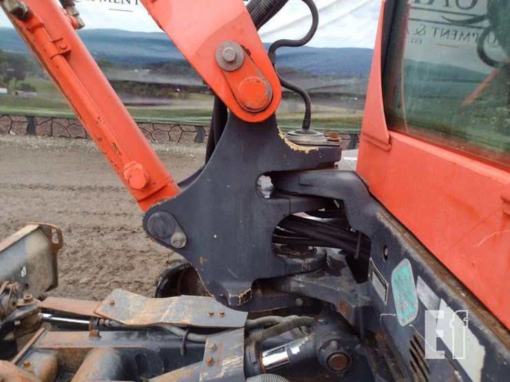 2012-kubota-kx121-3-image-25