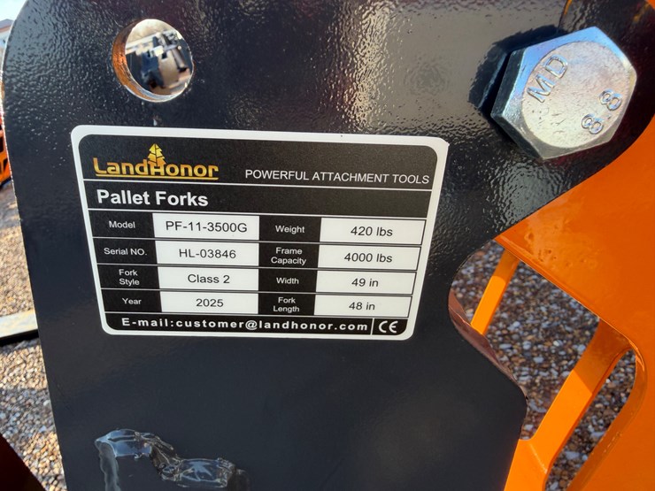 #7941-•-skid-steer-pallet-forks-image-7