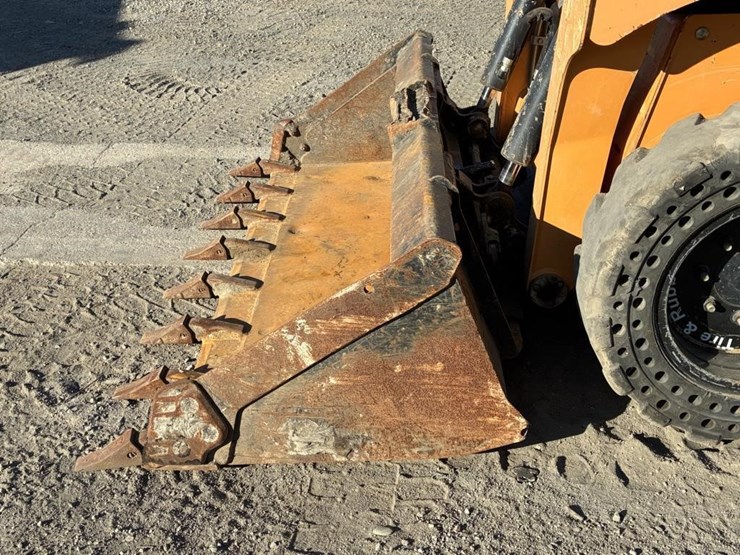 2019-manitou-1900r-image-5