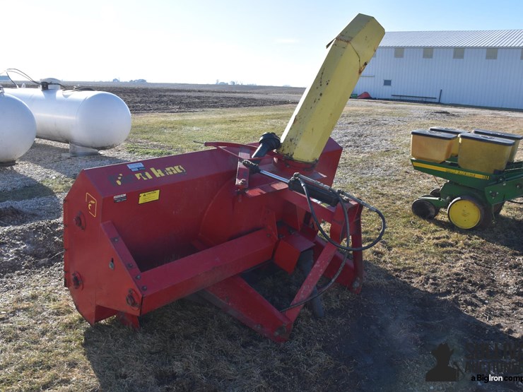 farm-king-960sb-snow-blower-image-7