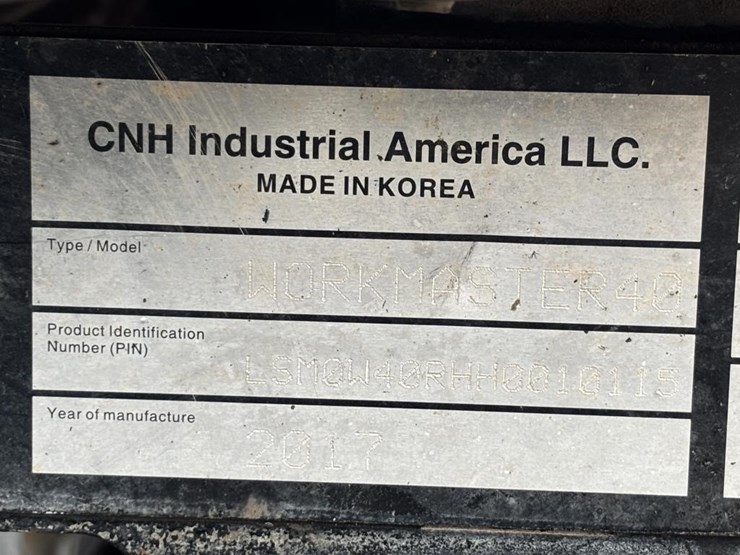 2017-new-holland-workmaster-40-image-56