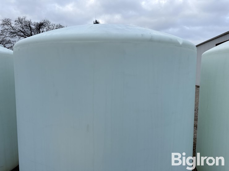 norwesco-2,500-gal-liquid-storage-tank-image-12