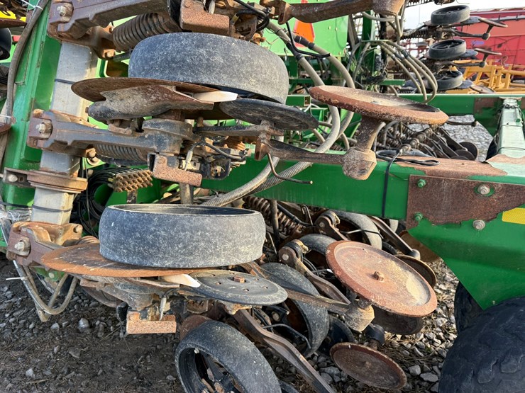 john-deere-1890-image-10