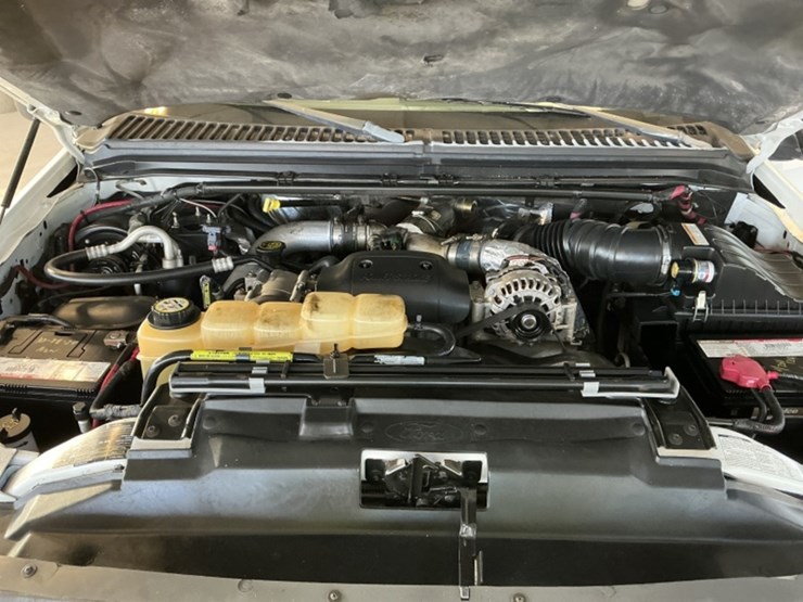 2002-ford-f550-image-13