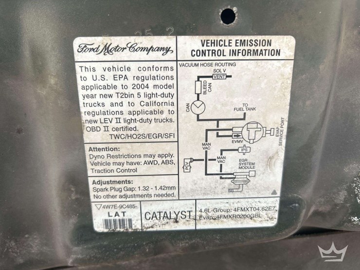 2004-ford-explorer-image-10