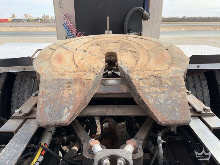 2012-kenworth-t800-image-27