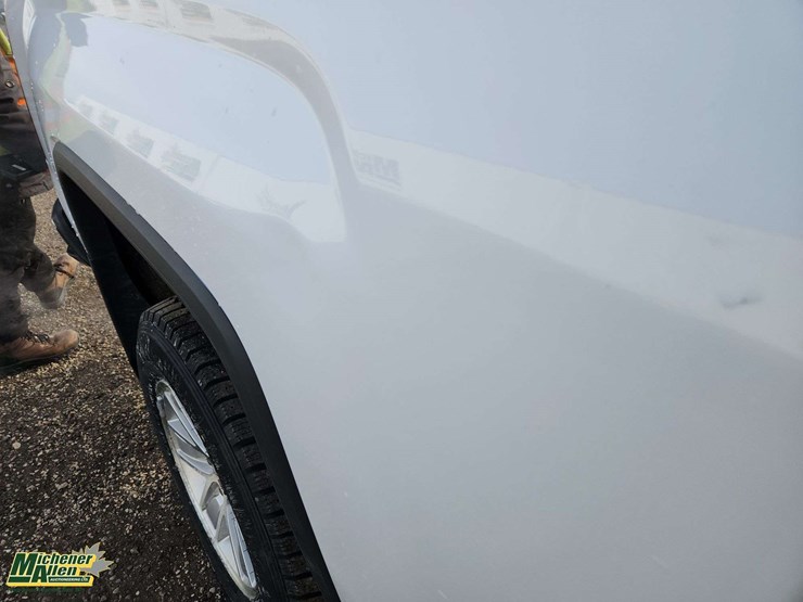 2014-gmc-sierra-1500-image-31