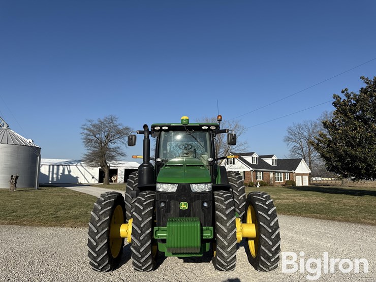 2013-john-deere-8285r-image-2