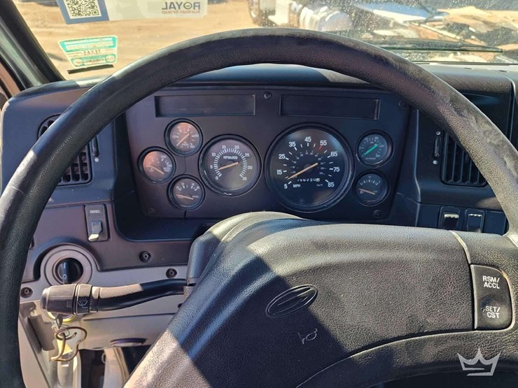 2000-sterling-l7501-image-27