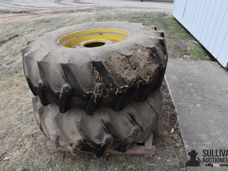 tractor-wheels-image-2