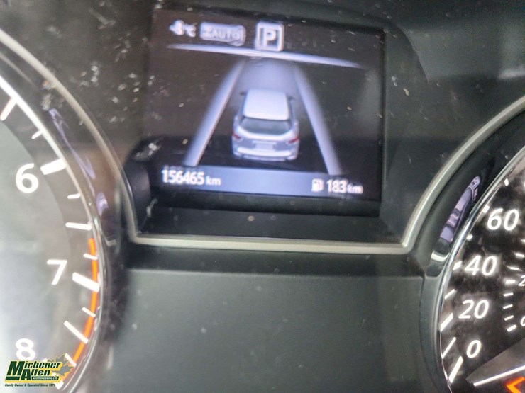 2017-nissan-pathfinder-image-28