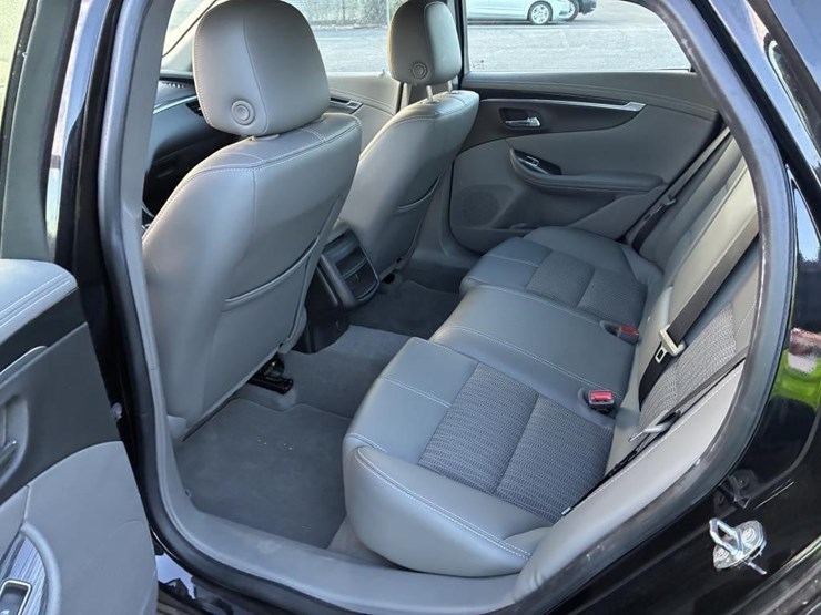 2019-chevrolet-impala-sedan-image-11