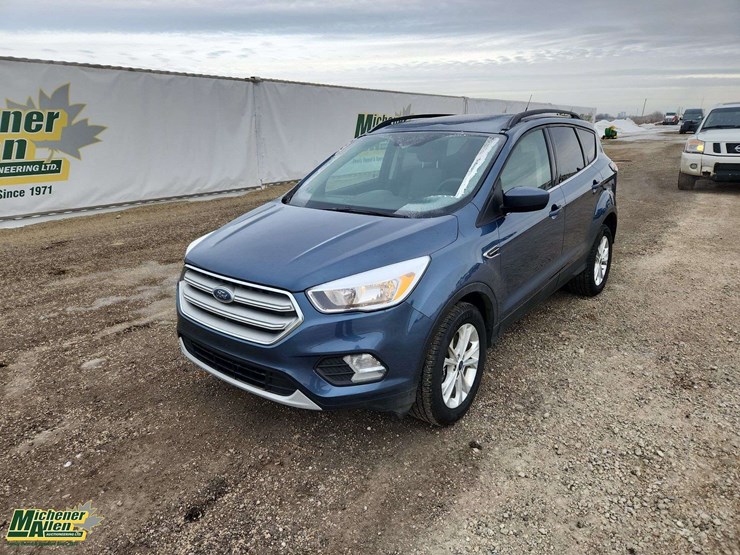 2018-ford-escape-se-image-1