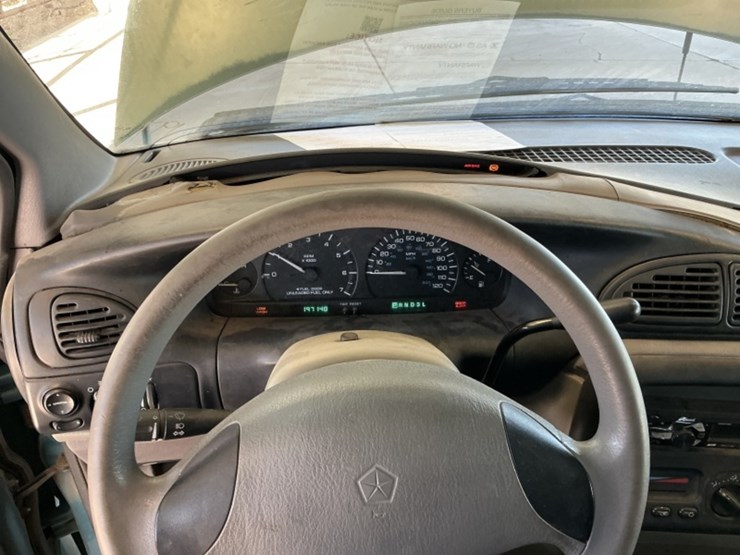 1999-dodge-caravan-image-16