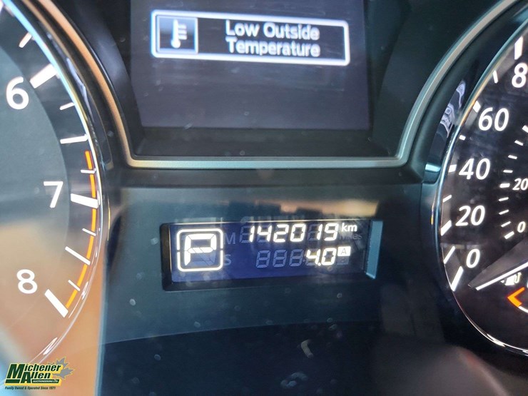 2014-nissan-pathfinder-image-29