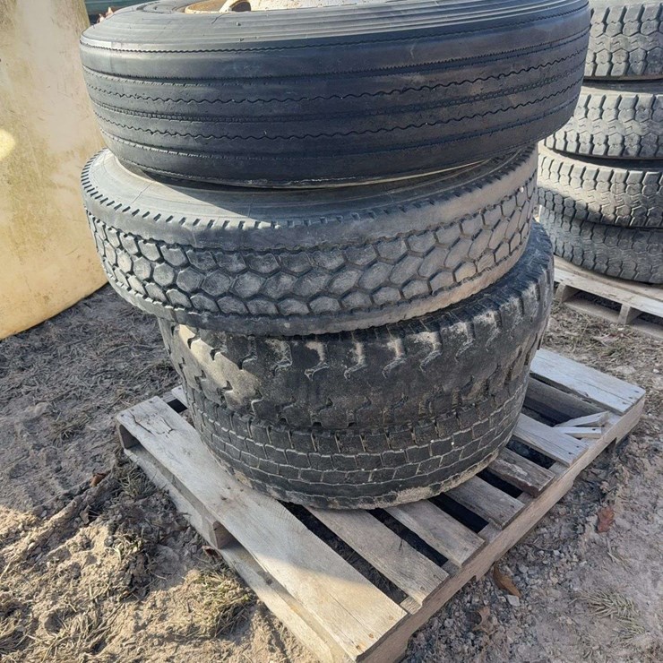 4 Odd Shaped Tread tires, 11R22.5