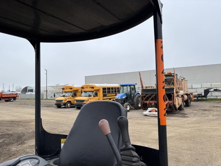 2021-bobcat-e20-image-37