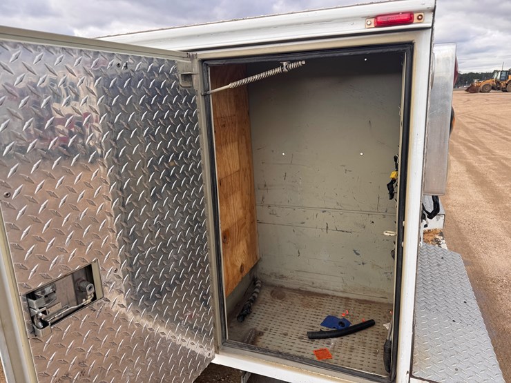 1997-ford-f450-image-10