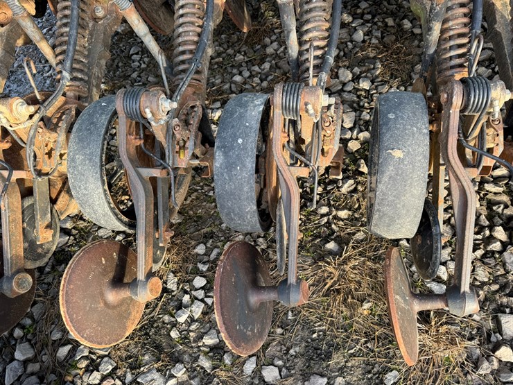 john-deere-1890-image-23