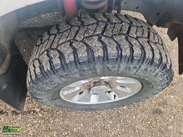 2010-ford-f250-image-10