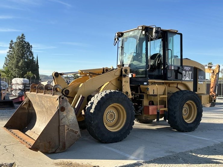 caterpillar-924g-image-1