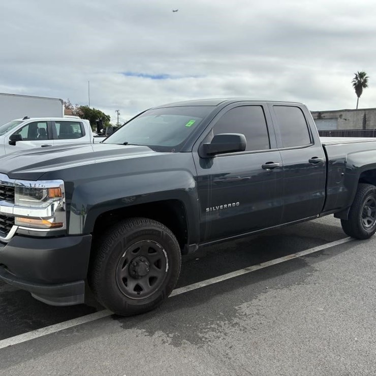 2018 Chevrolet Silverado Crew Cab