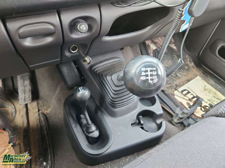 2002-dodge-ram-2500-image-19