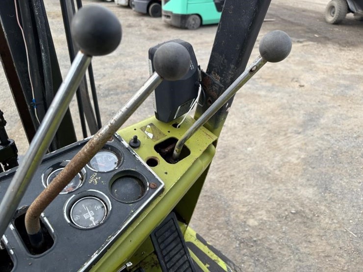 clark-c500-40-forklift-image-20