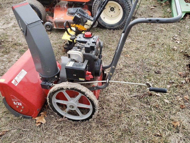 snow-king-gas-22''-snow-blower-image-1