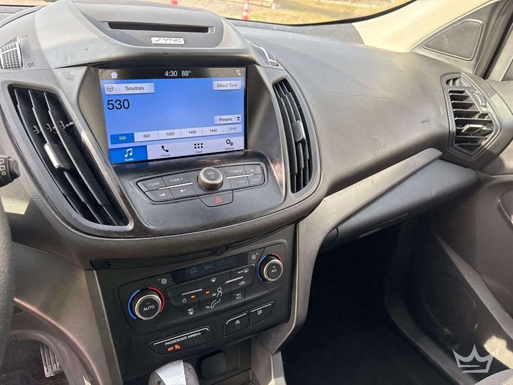 2017-ford-escape-image-15