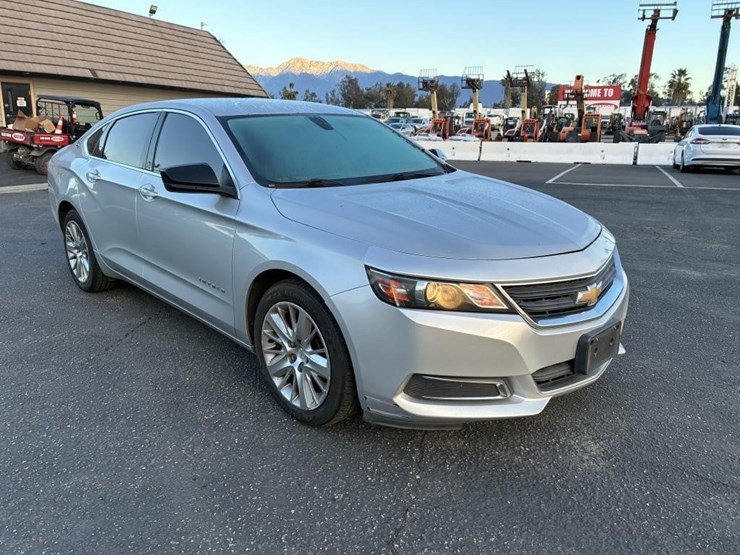 2018-chevrolet-impala-sedan-image-2