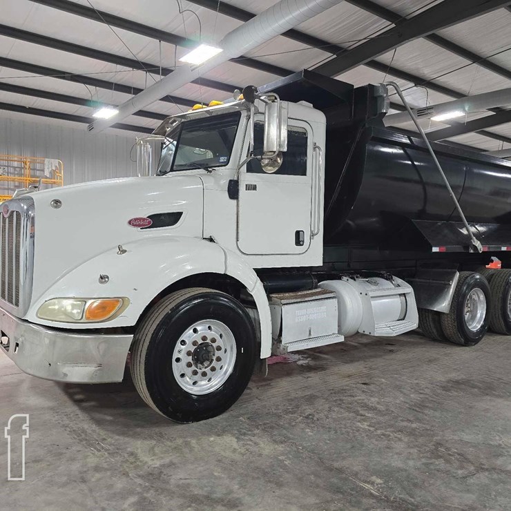 2009 PETERBILT 384