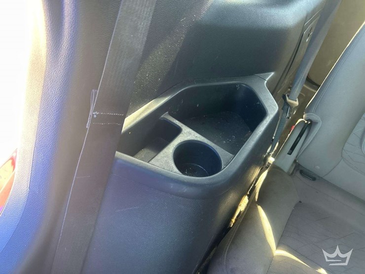 2014-ford-explorer-image-26