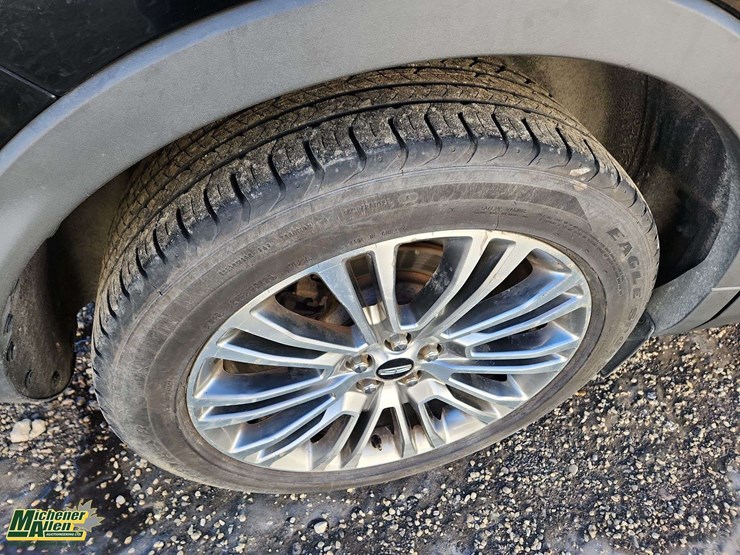 2016-lincoln-mkx-image-12