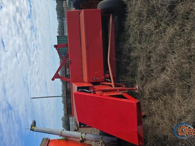 massey-ferguson-124-image-3