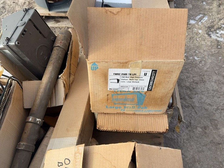 ass.-of-wall-lights-image-5