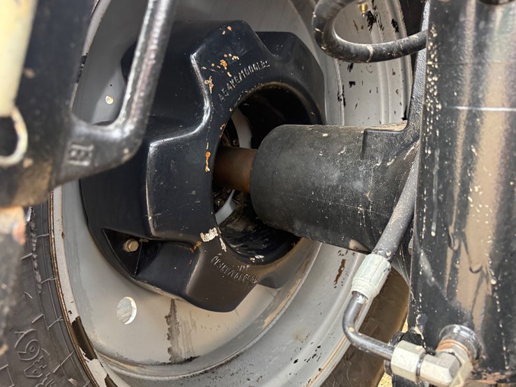 2012-case-ih-magnum-340-image-22