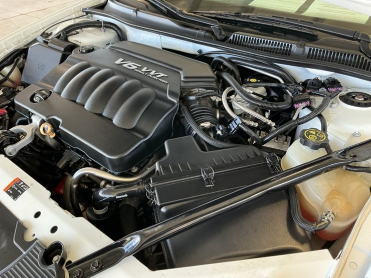 2012-chevrolet-impala-sdn-image-10