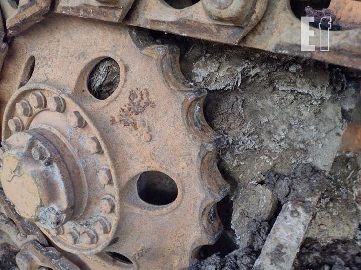 komatsu-d31a-17-image-30