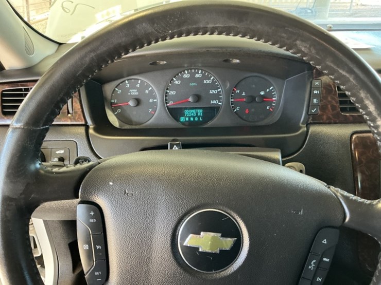 2012-chevrolet-impala-sdn-image-15