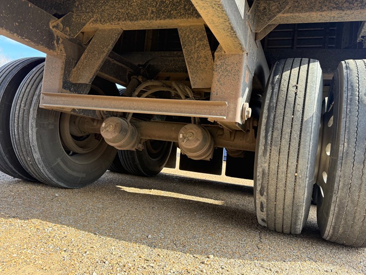 2005-timpte-hopper-bottom-image-10