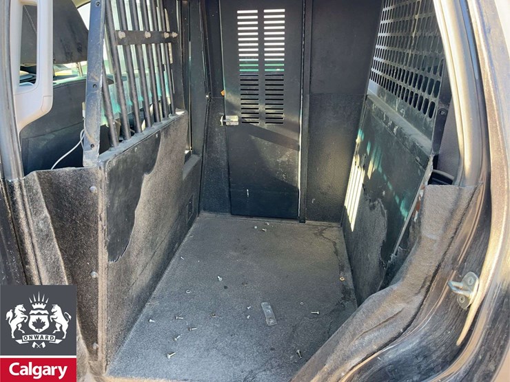 2016-chevrolet-tahoe-image-15