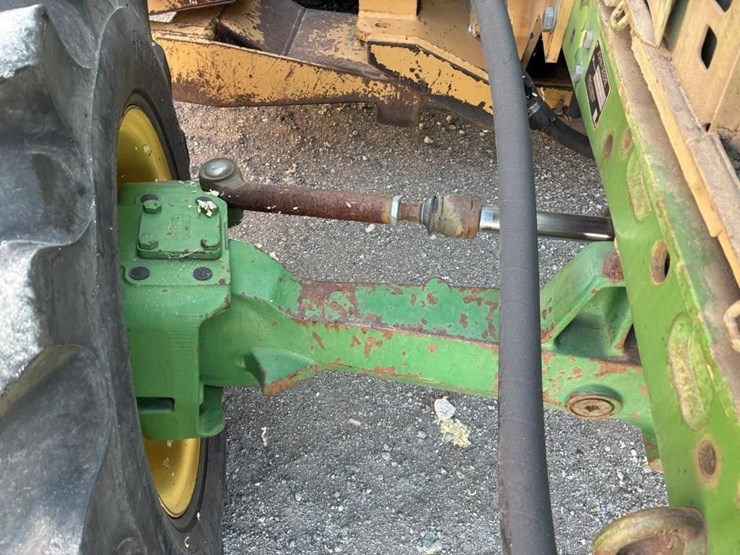 john-deere-6410-image-11