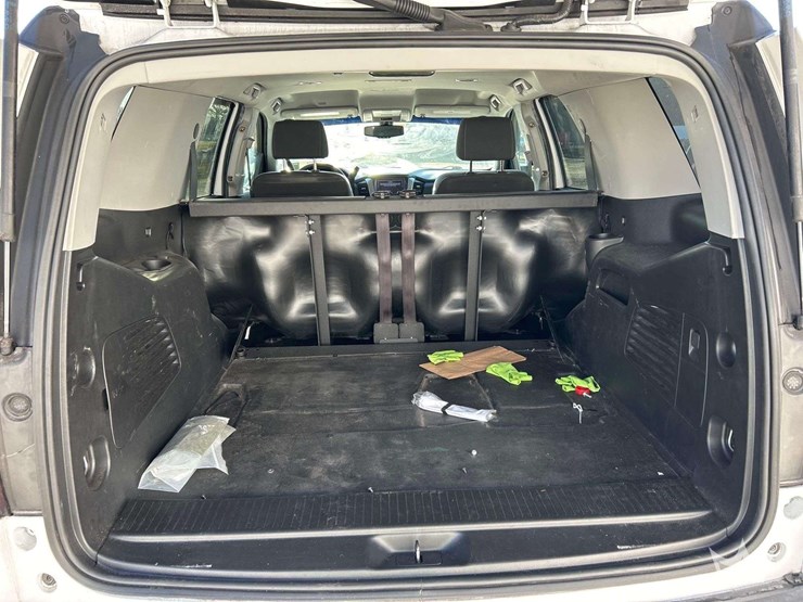 2020-chevrolet-tahoe-image-24