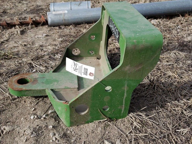 john-deere-rear-hitch-image-2