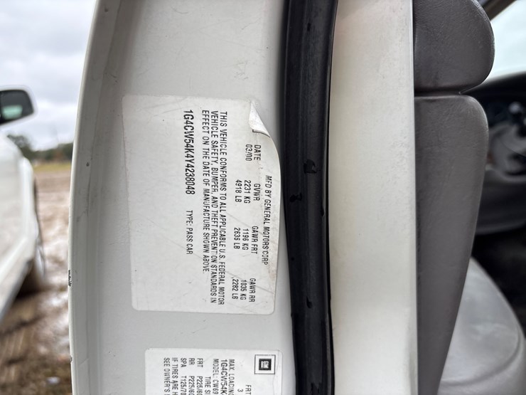 #31148-•-2000-gm-park-avenue-image-14