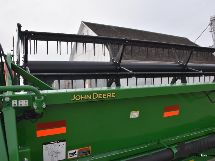 2023-john-deere-635f-image-12