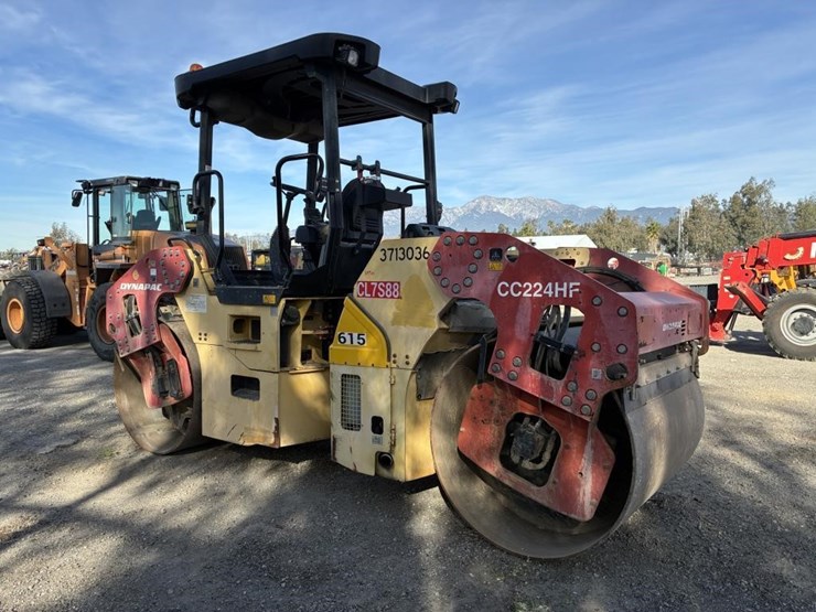 2011-dynapac-cc224hf-image-4
